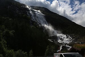 Norwegia-Wodospad-Langfossen-02.jpg