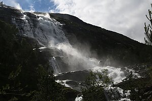 Norwegia-Wodospad-Langfossen-09.jpg