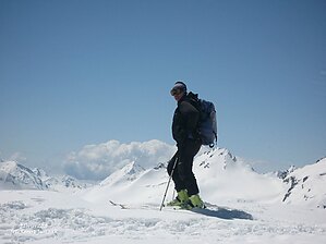 Elbrus-skitour-challange-06.JPG