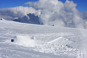Elbrus-skitour-challange-28.JPG