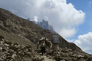 Gasherbrum-Trawers-2016-Gawrysiak-Trekking-10.jpg