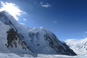 Gasherbrum-Trawers-2016-Gawrysiak-CI-01.jpg