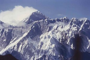 Everest-pioropusz.jpg