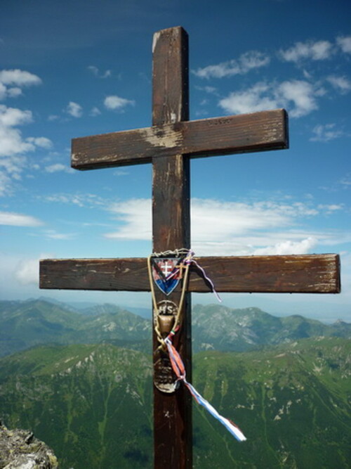 Krzyż szczytowy - symbol niepodległej Słowacji