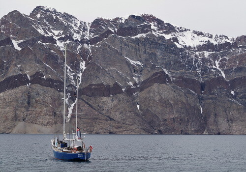 Eksploracyjna wyprawa jachtem BERG na niezbadane zachodnie wybrzeża Grenlandii / fot. Marcin Tomaszewski