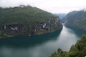 Norwegia-Geiranger-Fiord-15.jpg